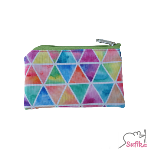 Kapsička na zip 10x14 cm duhové trojúhelníky/zelená